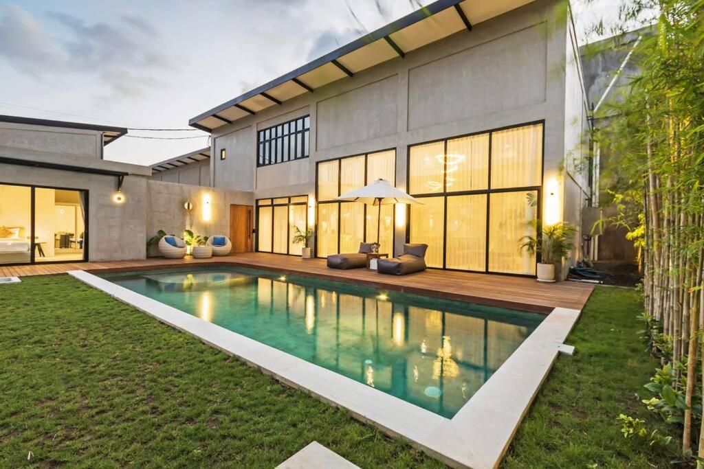 Manresa Villa Bali 4 Canggu Extérieur photo